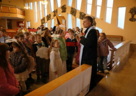 Różaniec ze świętymi